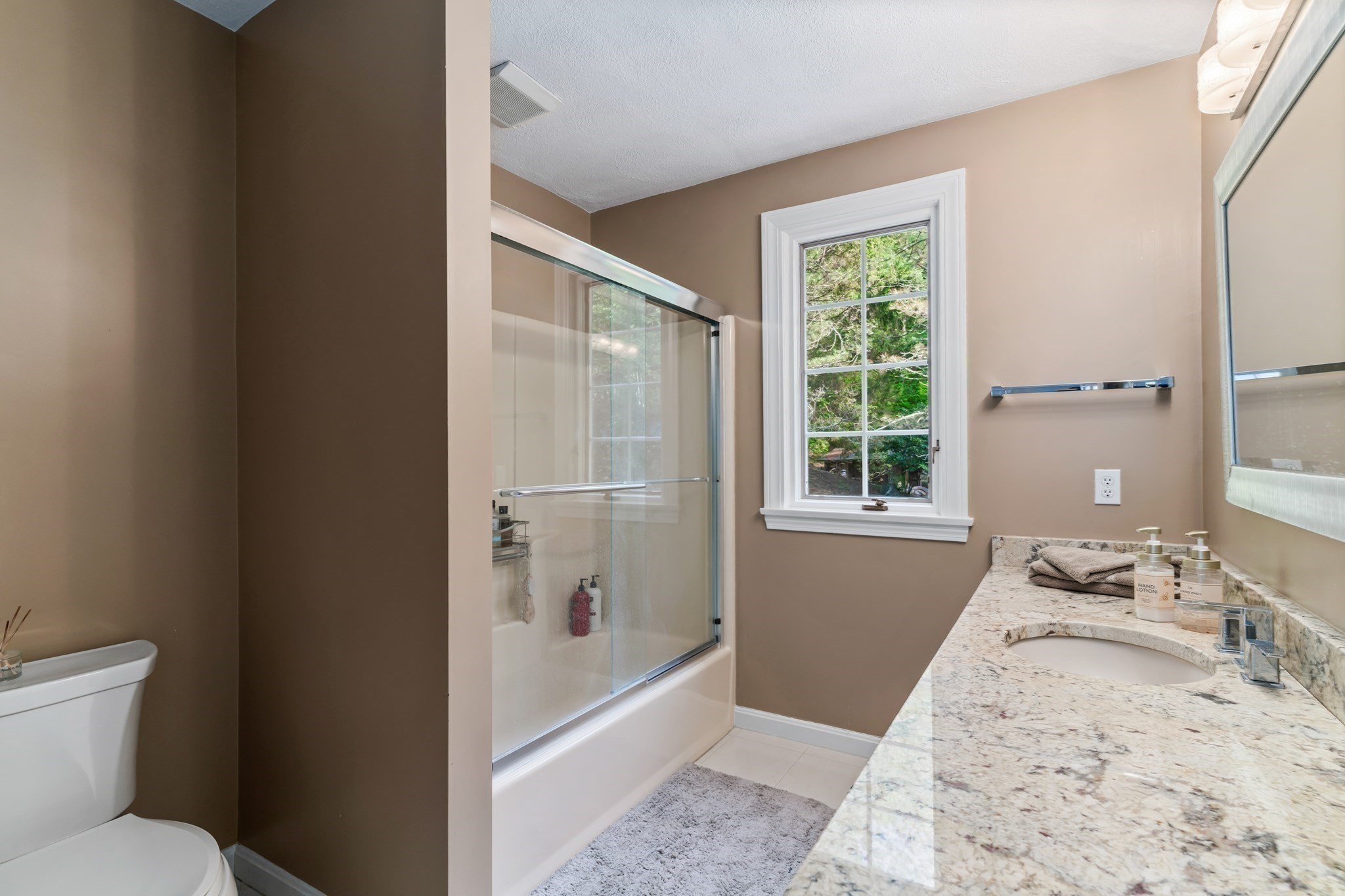 112 Bigelow Drive Property Photo 33
