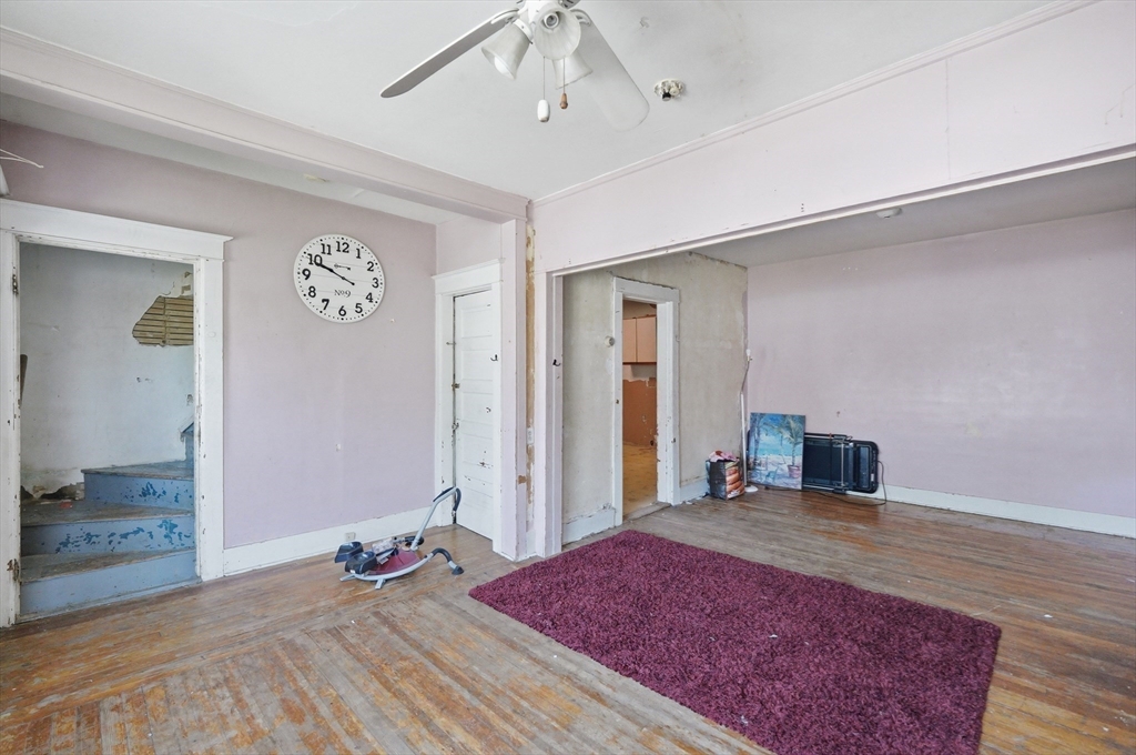 15-17 Alden Ave Property Photo 17