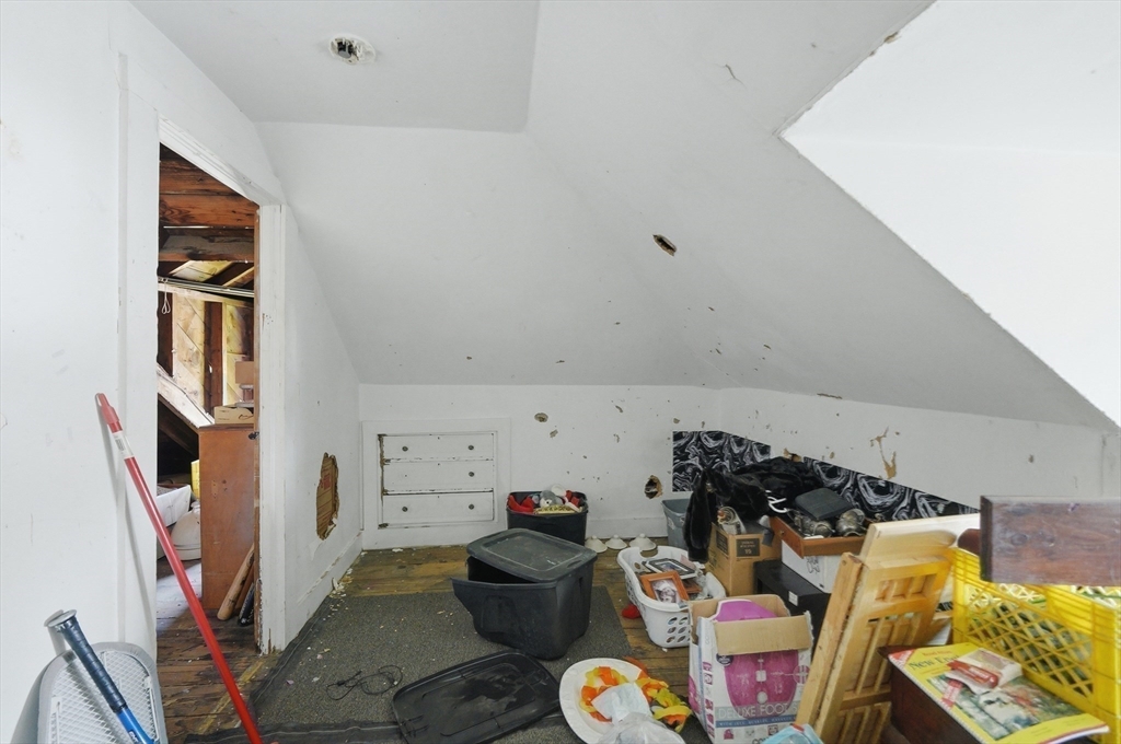 15-17 Alden Ave Property Photo 26