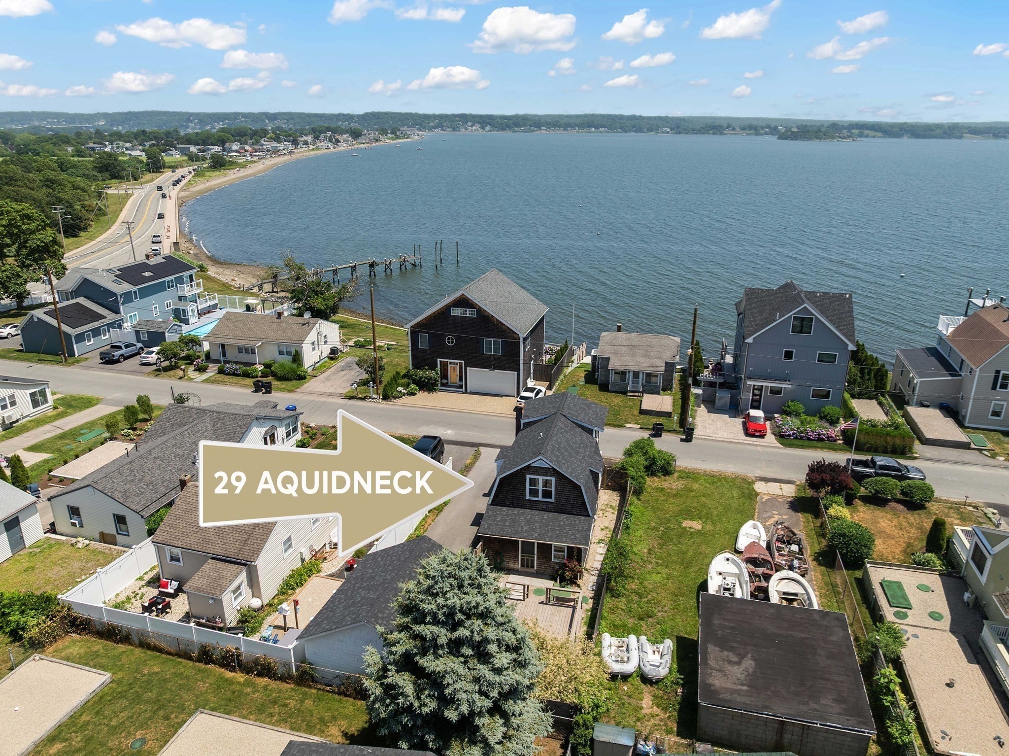 29 Aquidneck Ave Property Photo 3