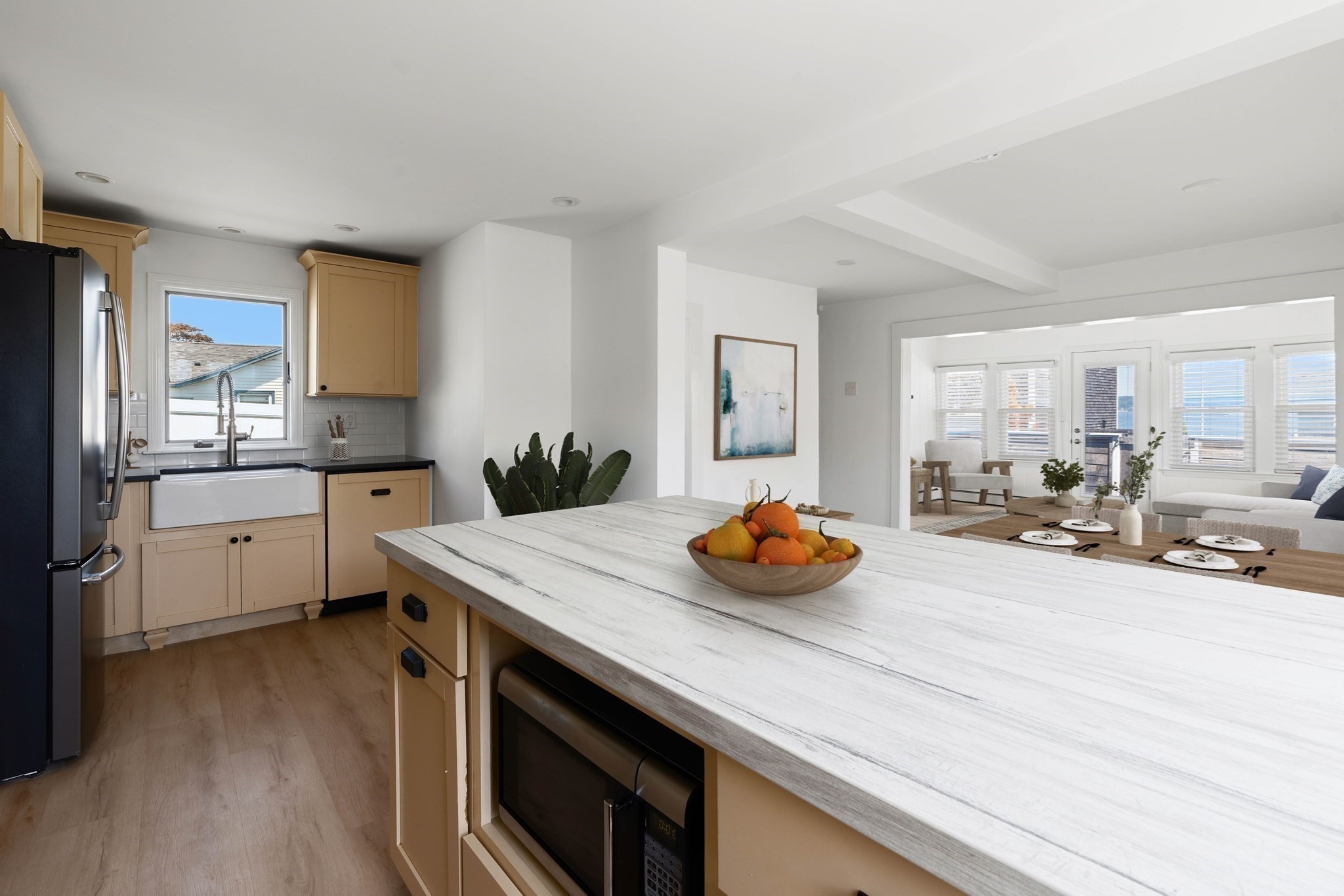29 Aquidneck Ave Property Photo 14