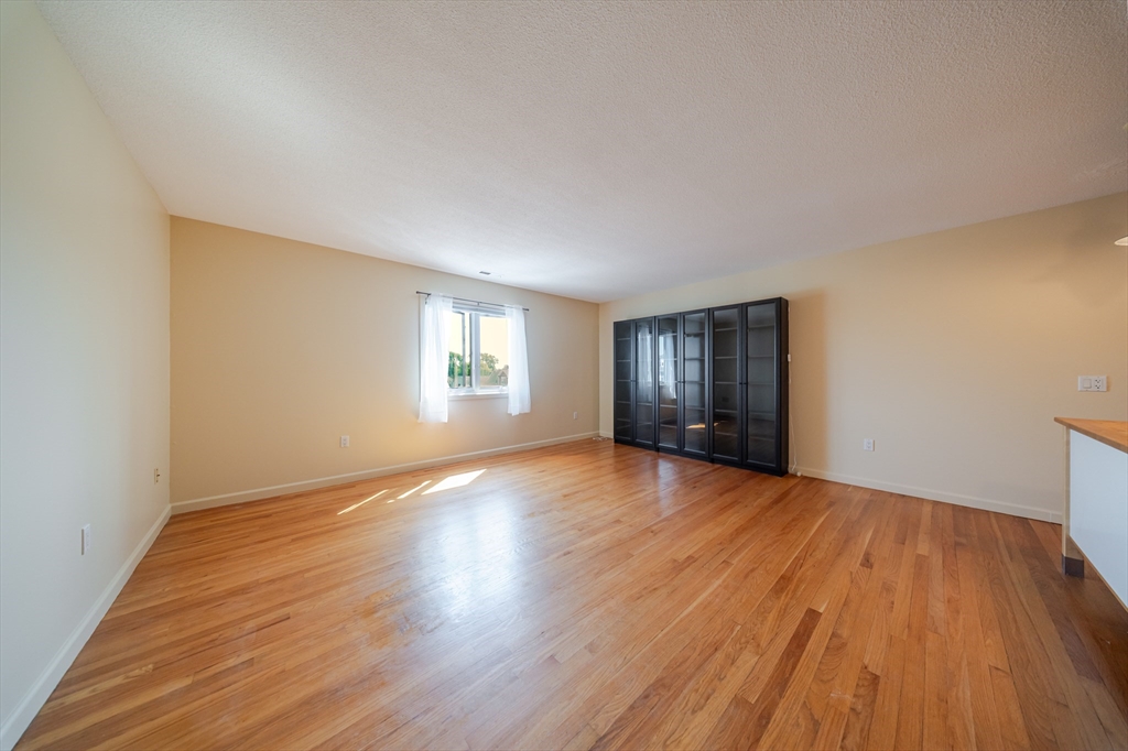 351 Pleasant St # 9 Property Photo 12