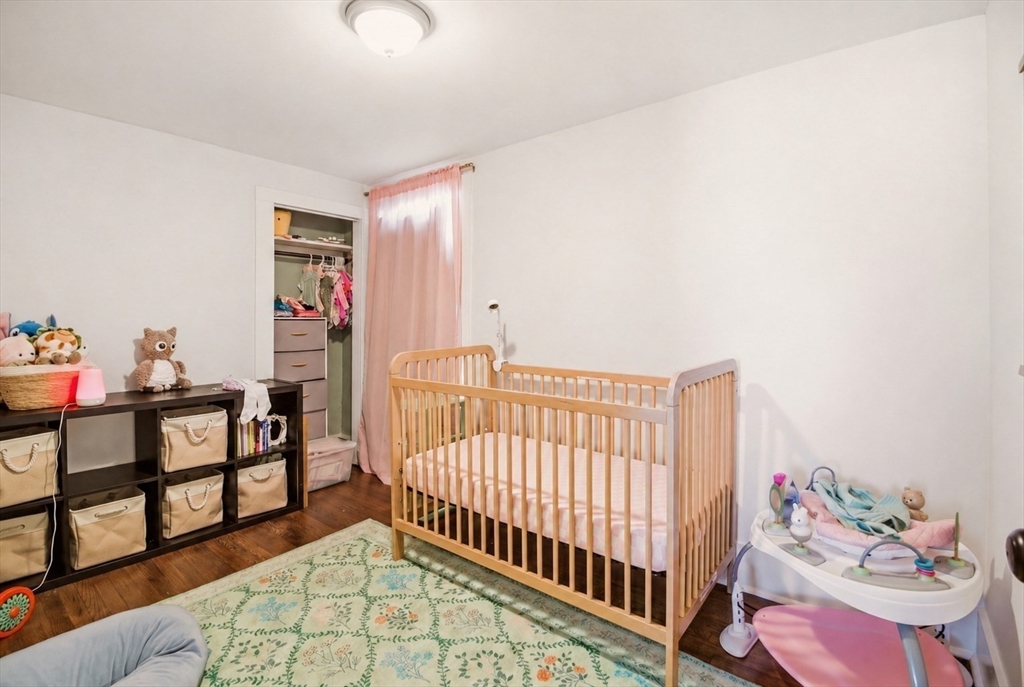 184 Summer St Property Photo 21