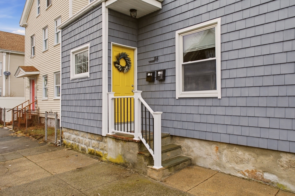 184 Summer St Property Photo 28