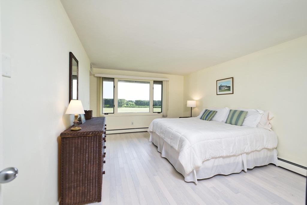 34 North Shore # 3 Property Photo 10