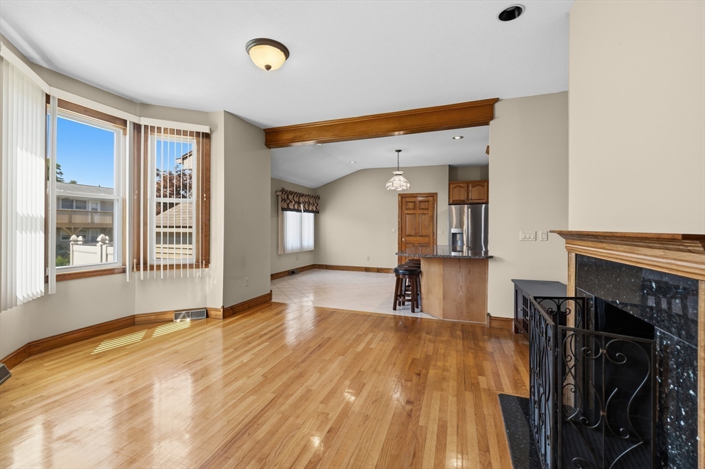 167 Center St Property Photo 17
