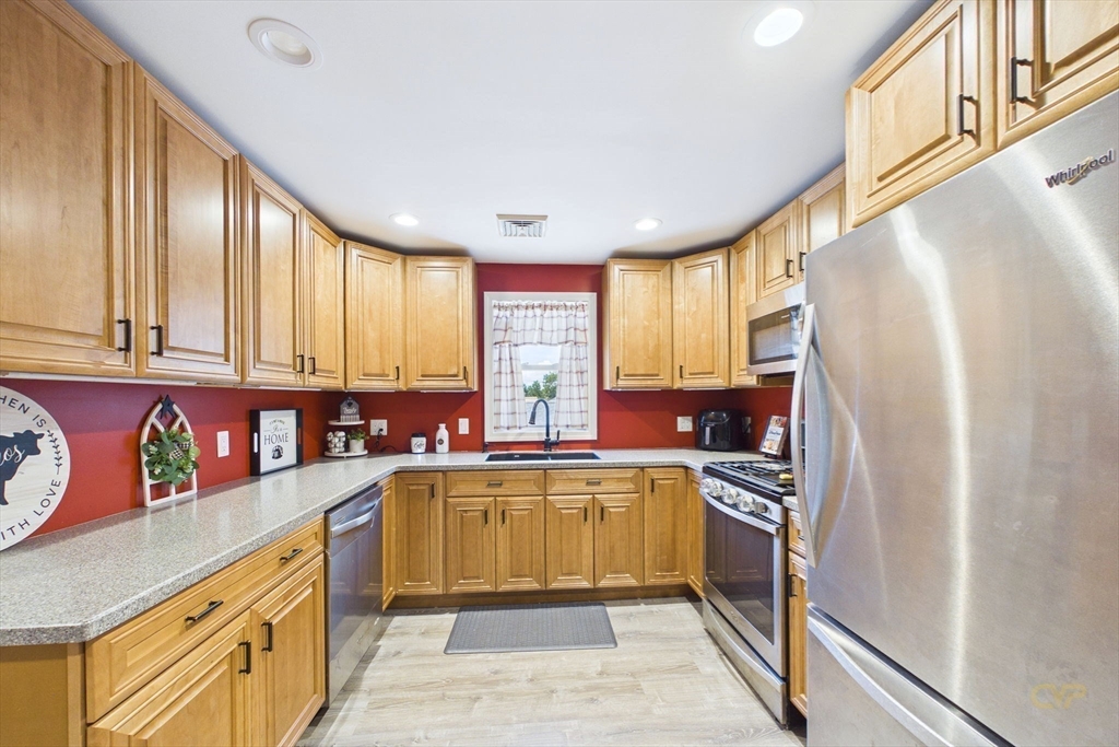 28 Hancock St Property Photo 10