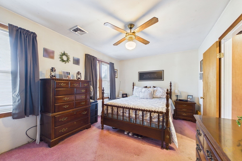 28 Hancock St Property Photo 17