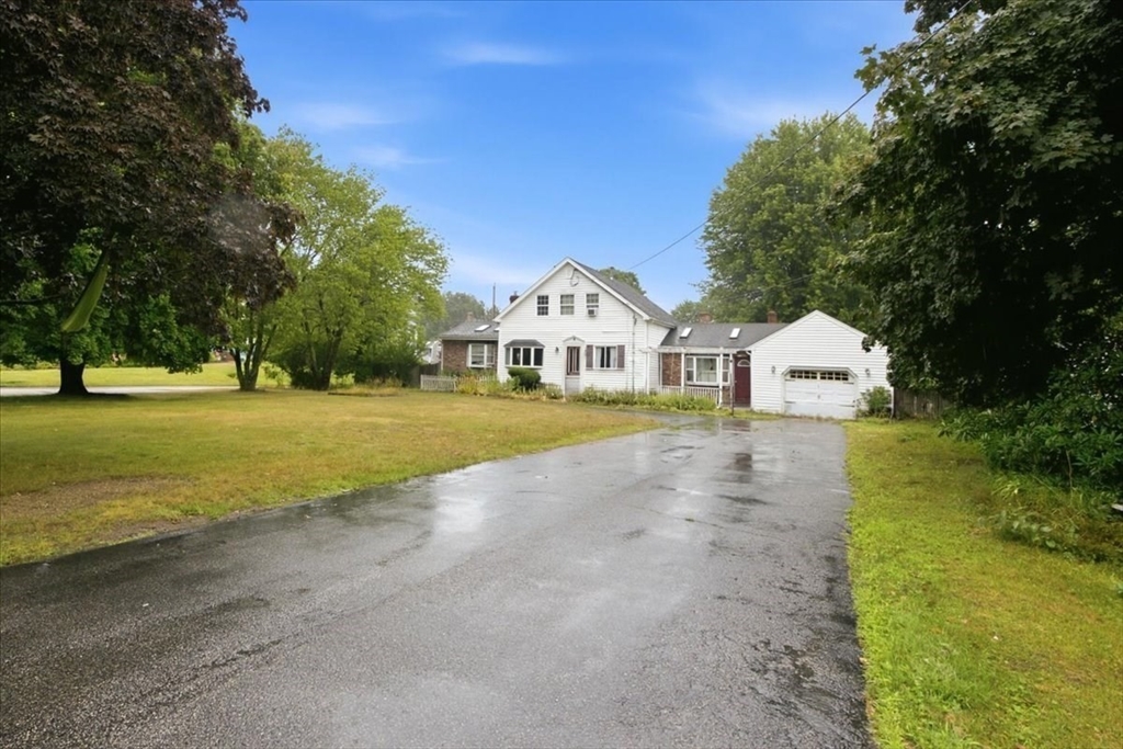 1 Mohawk Dr Property Photo 1