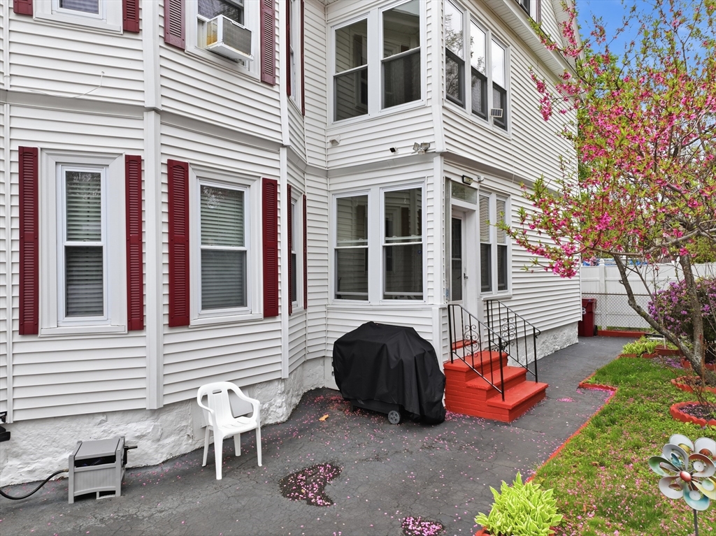 38 Third Ave Property Photo 2