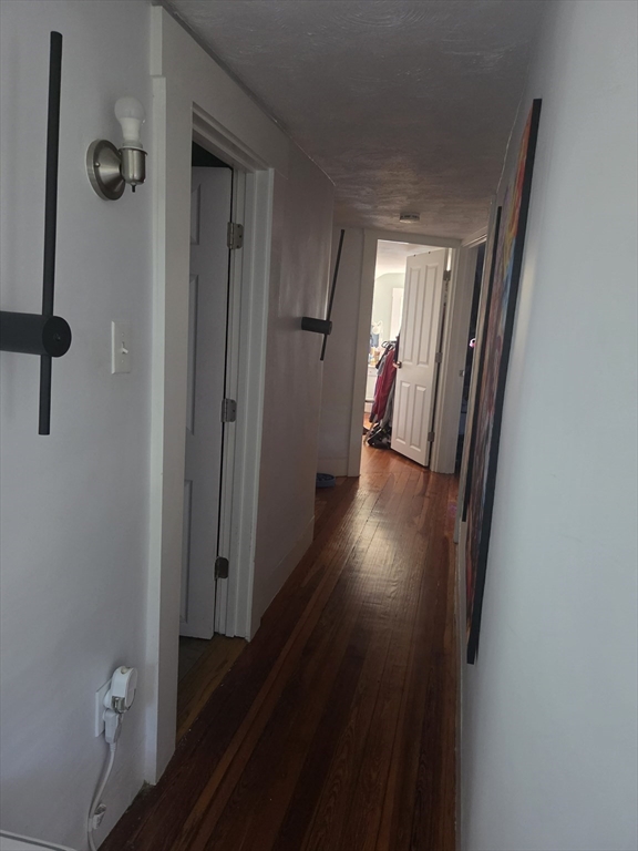 300 Maxfield Property Photo 10