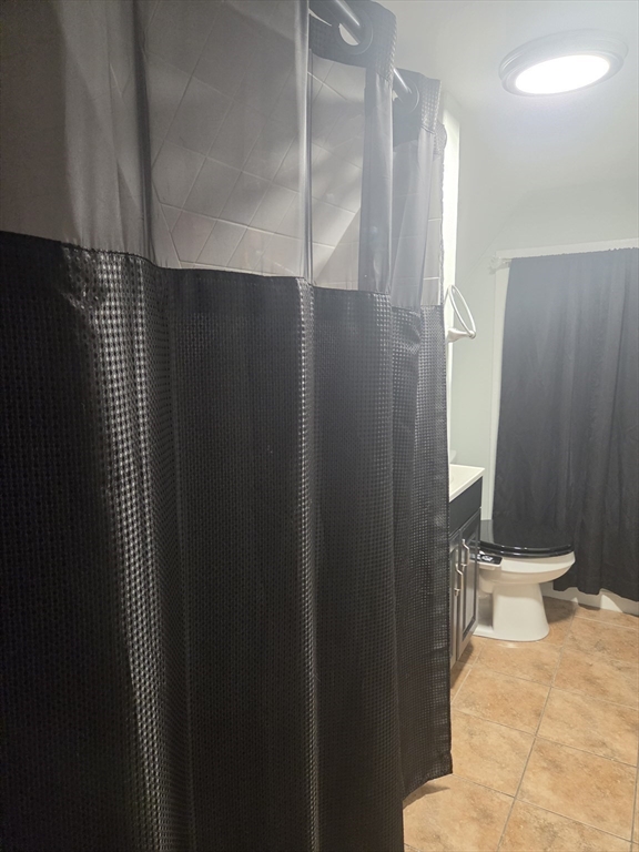 300 Maxfield Property Photo 11