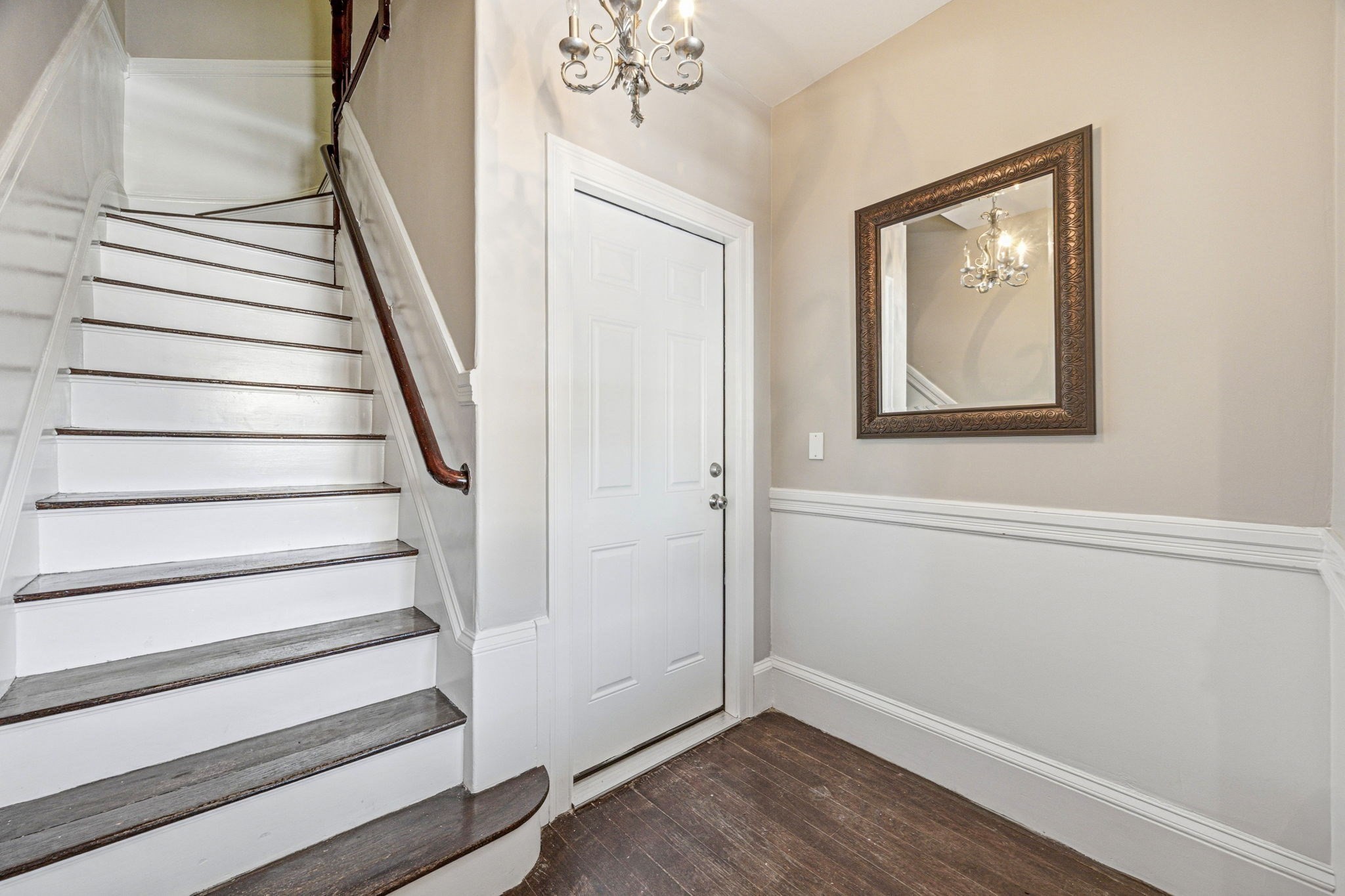 693 East 7th Street # 1 Property Photo 4