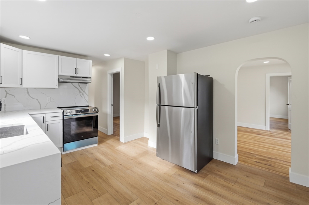 25 Johnson St Property Photo 10