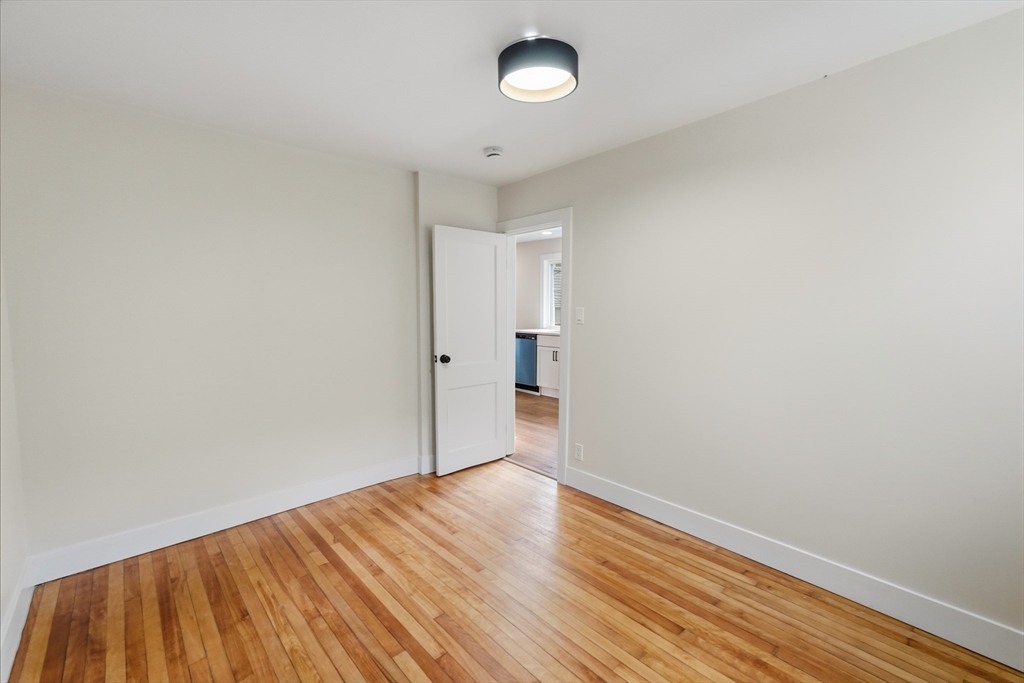 25 Johnson St Property Photo 17