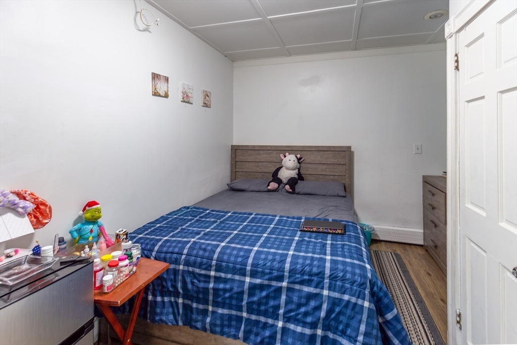211 Court St Property Photo 15