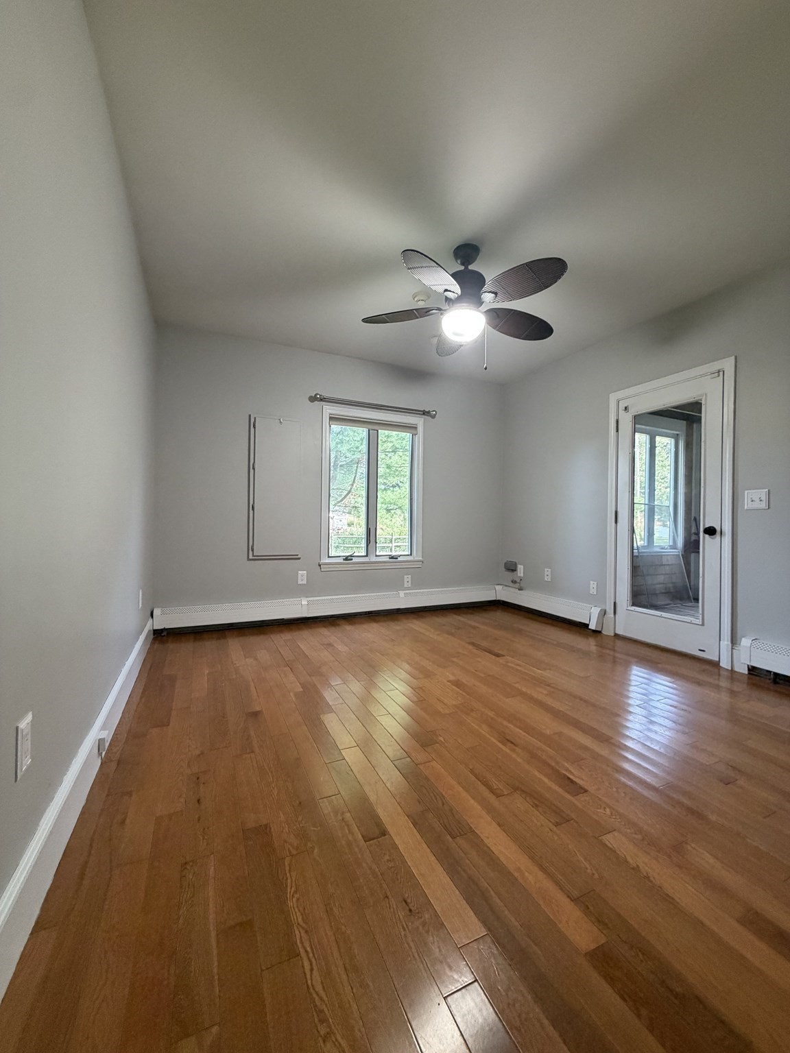 476 Sconticut Neck Rd Property Photo 12