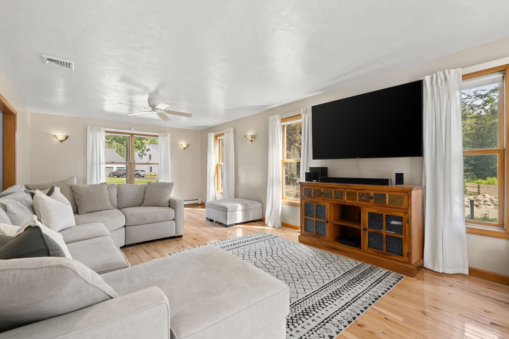1 Pat Rose Way Property Photo 7