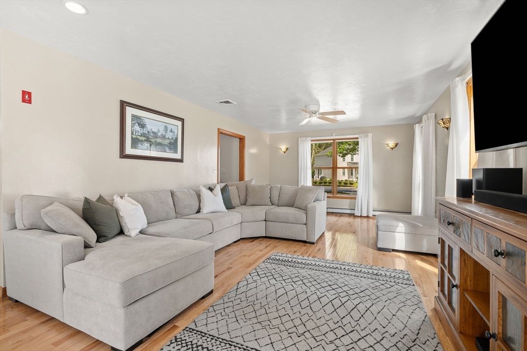 1 Pat Rose Way Property Photo 8