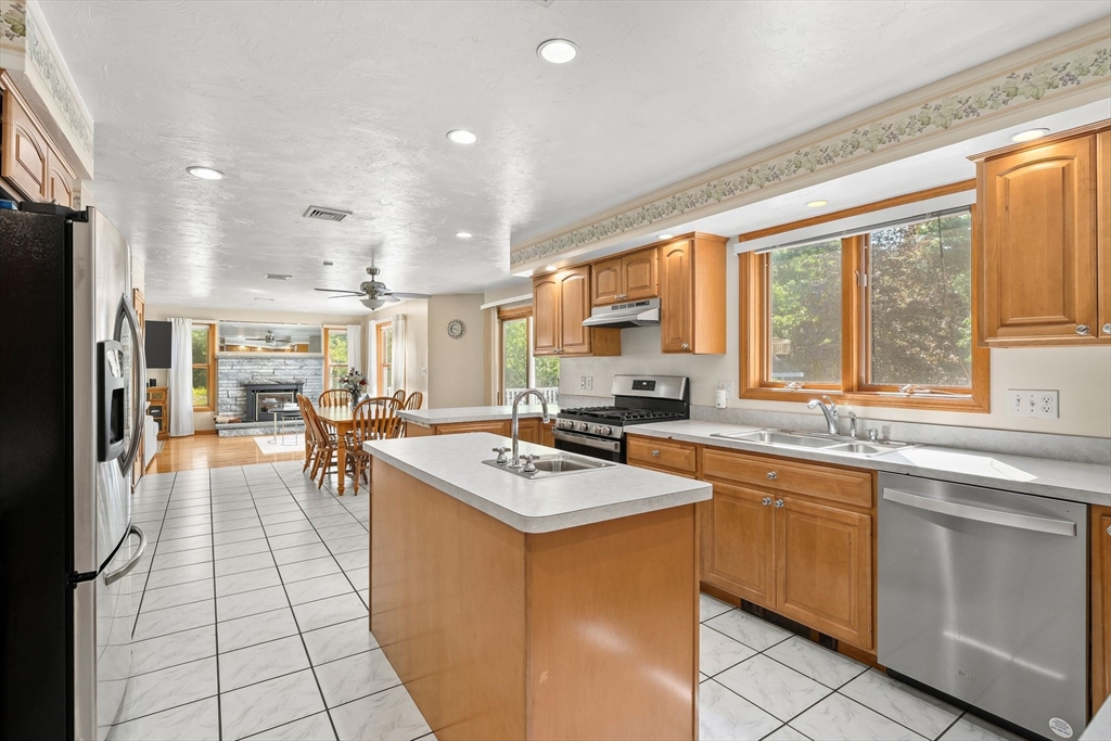 1 Pat Rose Way Property Photo 17