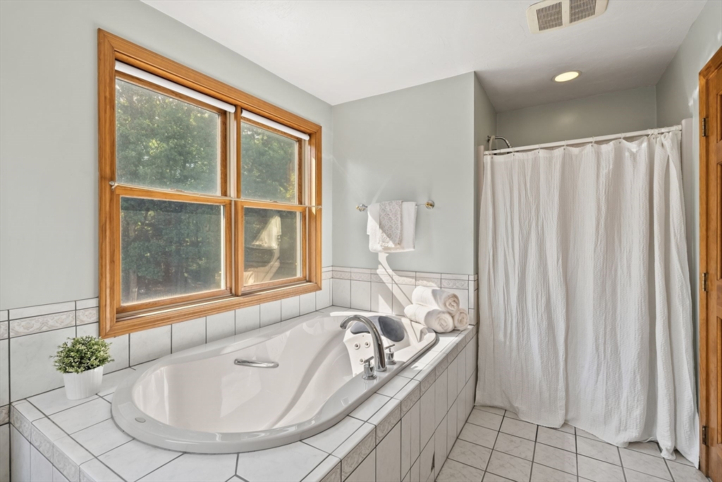 1 Pat Rose Way Property Photo 27