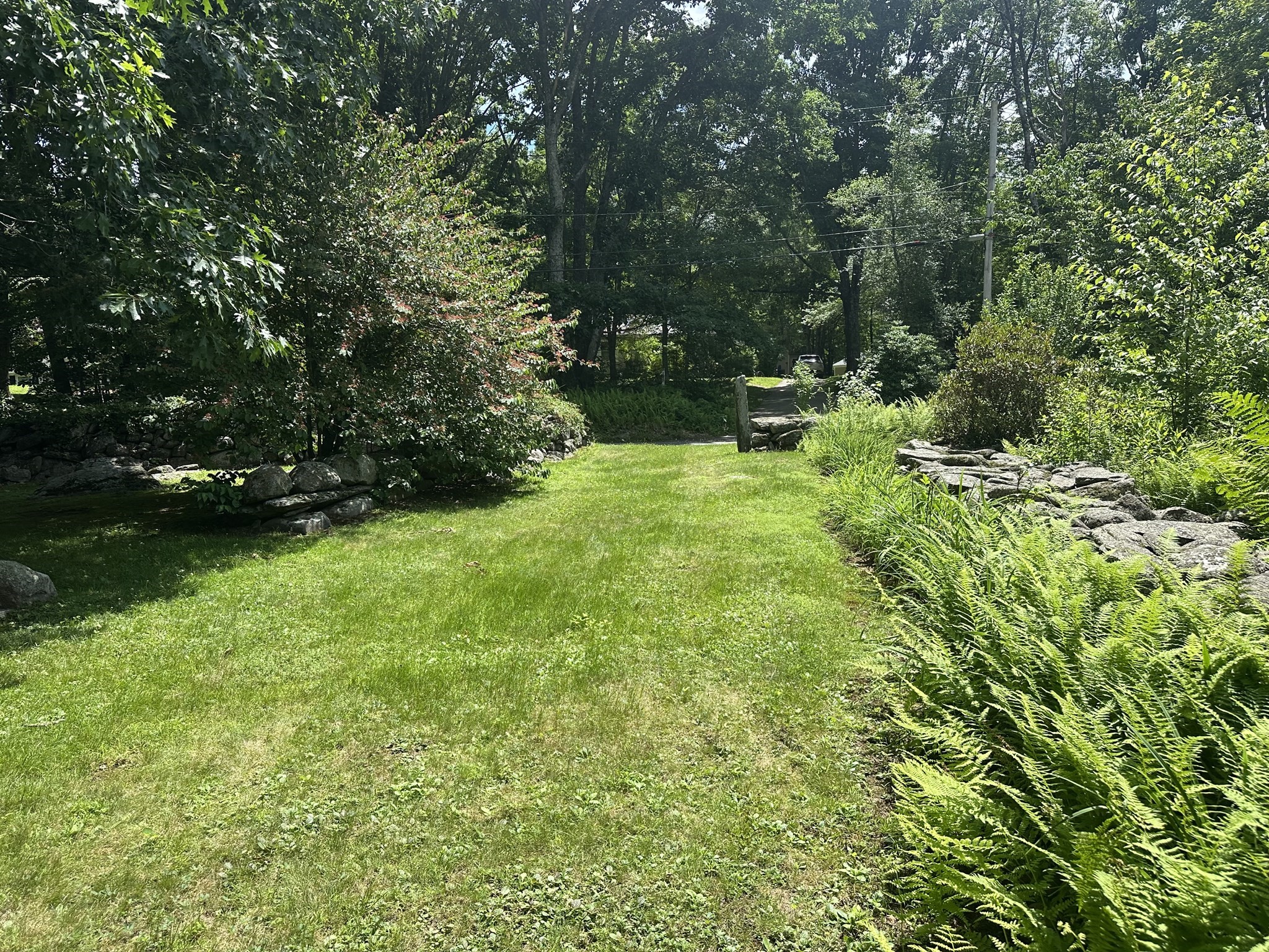 575 Old West Brookfield Rd Property Photo 9