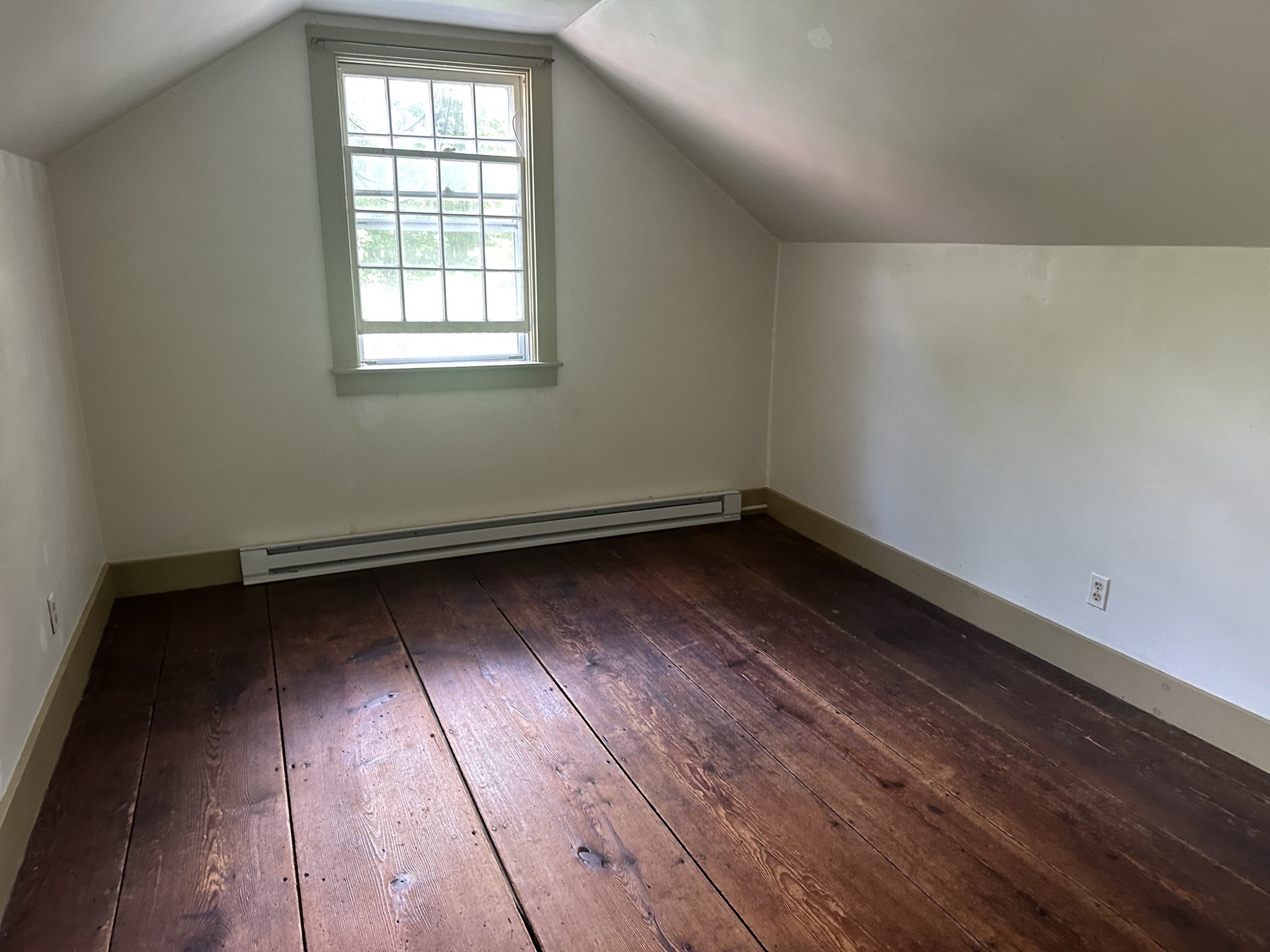 575 Old West Brookfield Rd Property Photo 23