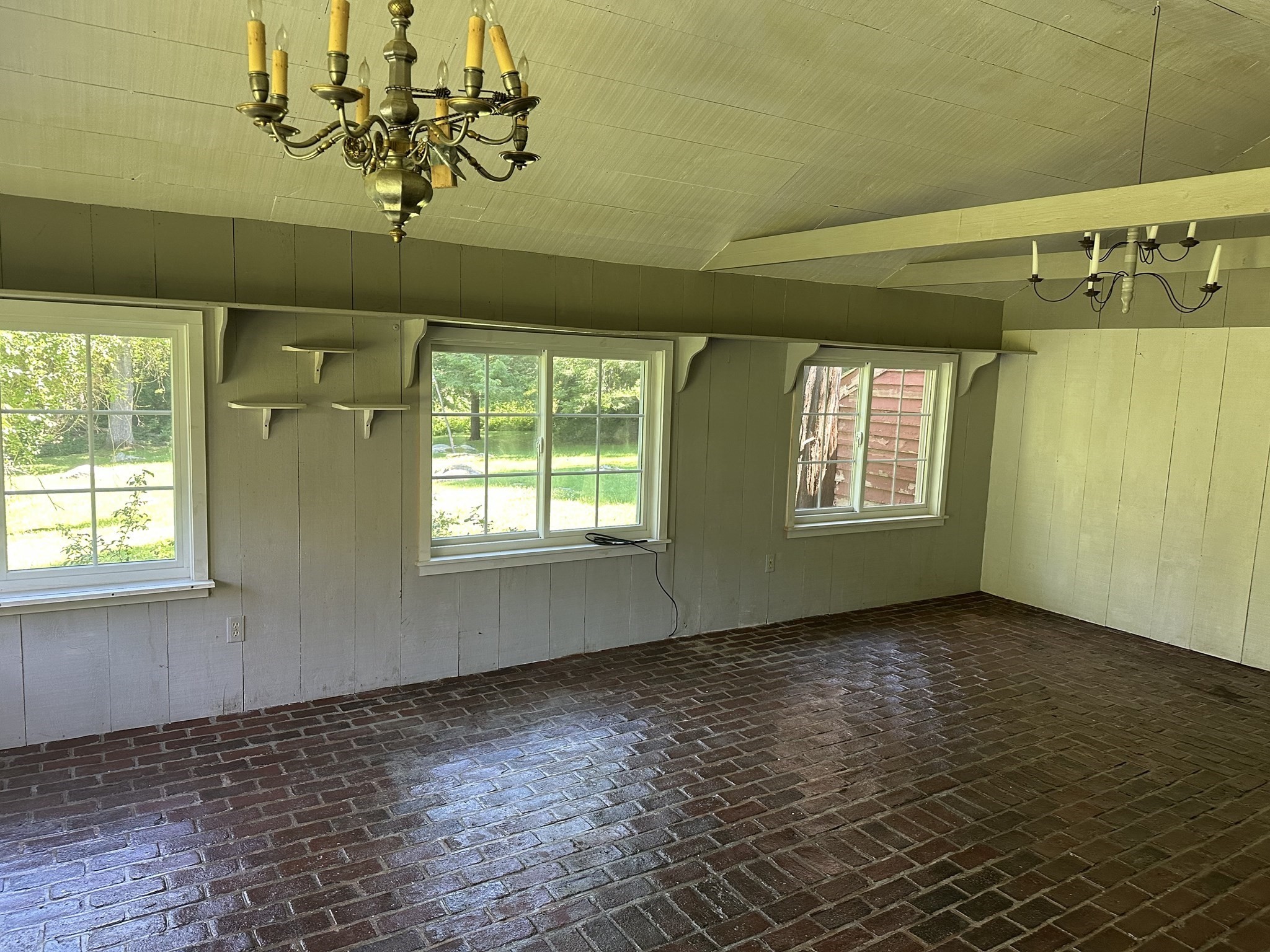 575 Old West Brookfield Rd Property Photo 26