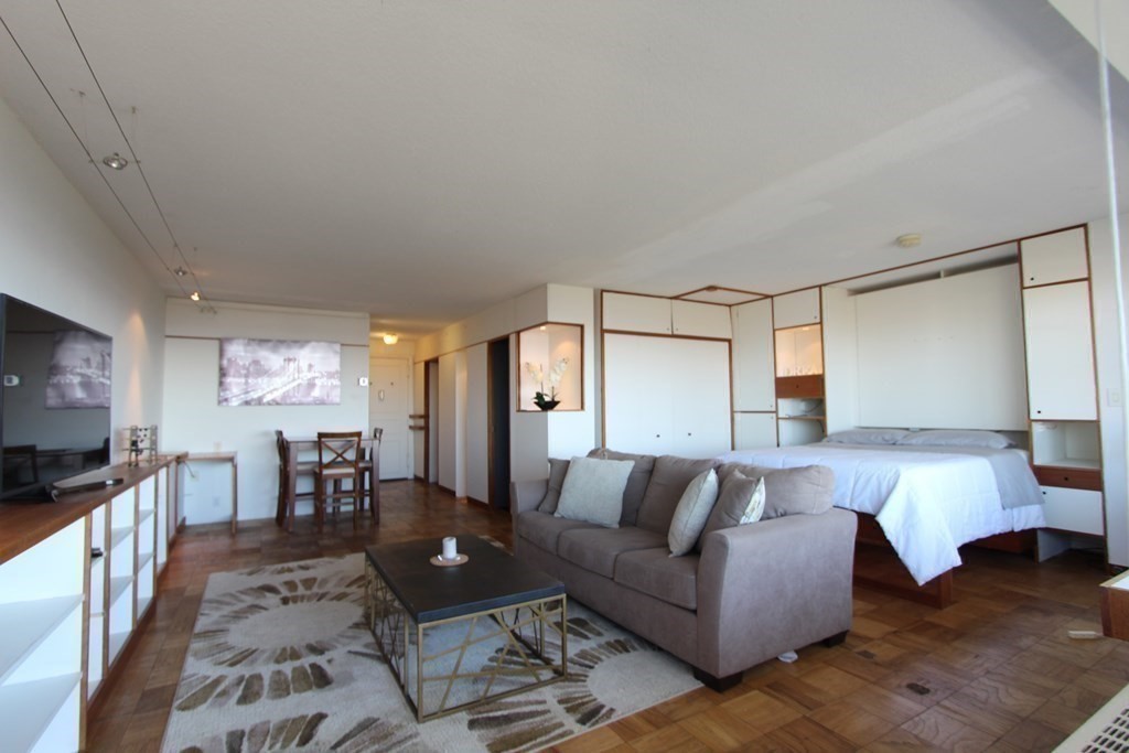 151 Tremont # 25k Property Photo 4