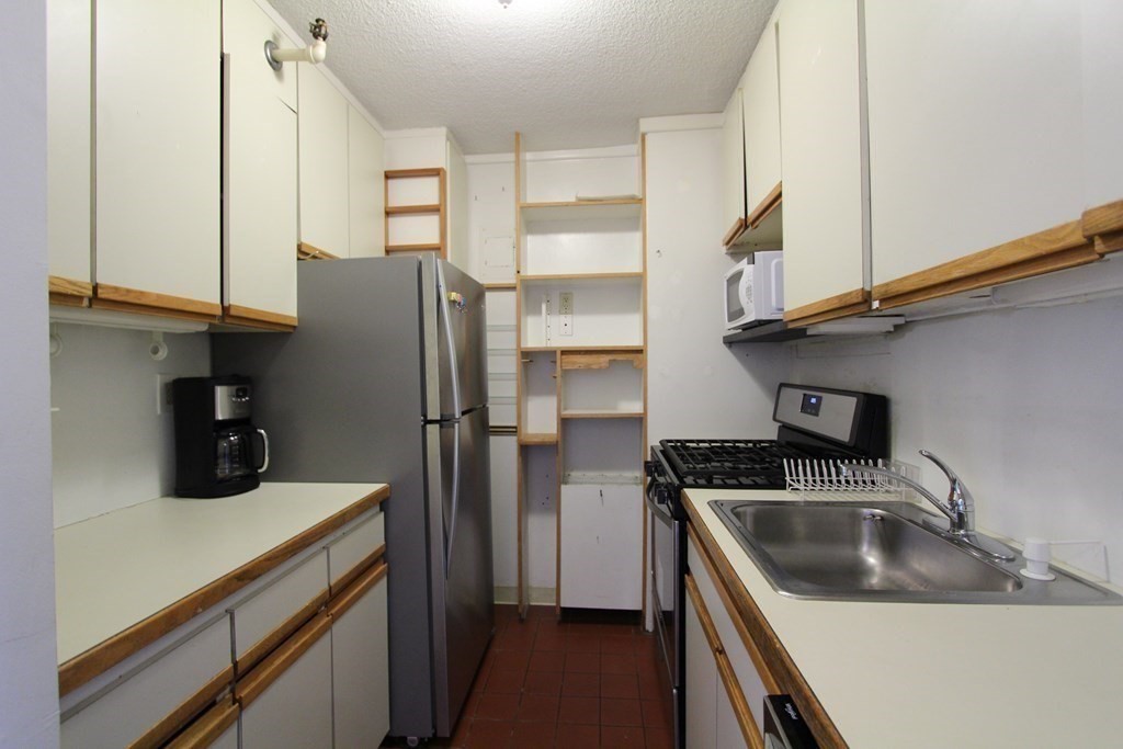151 Tremont # 25k Property Photo 7