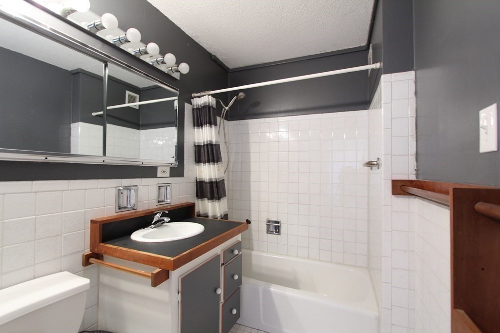 151 Tremont # 25k Property Photo 8