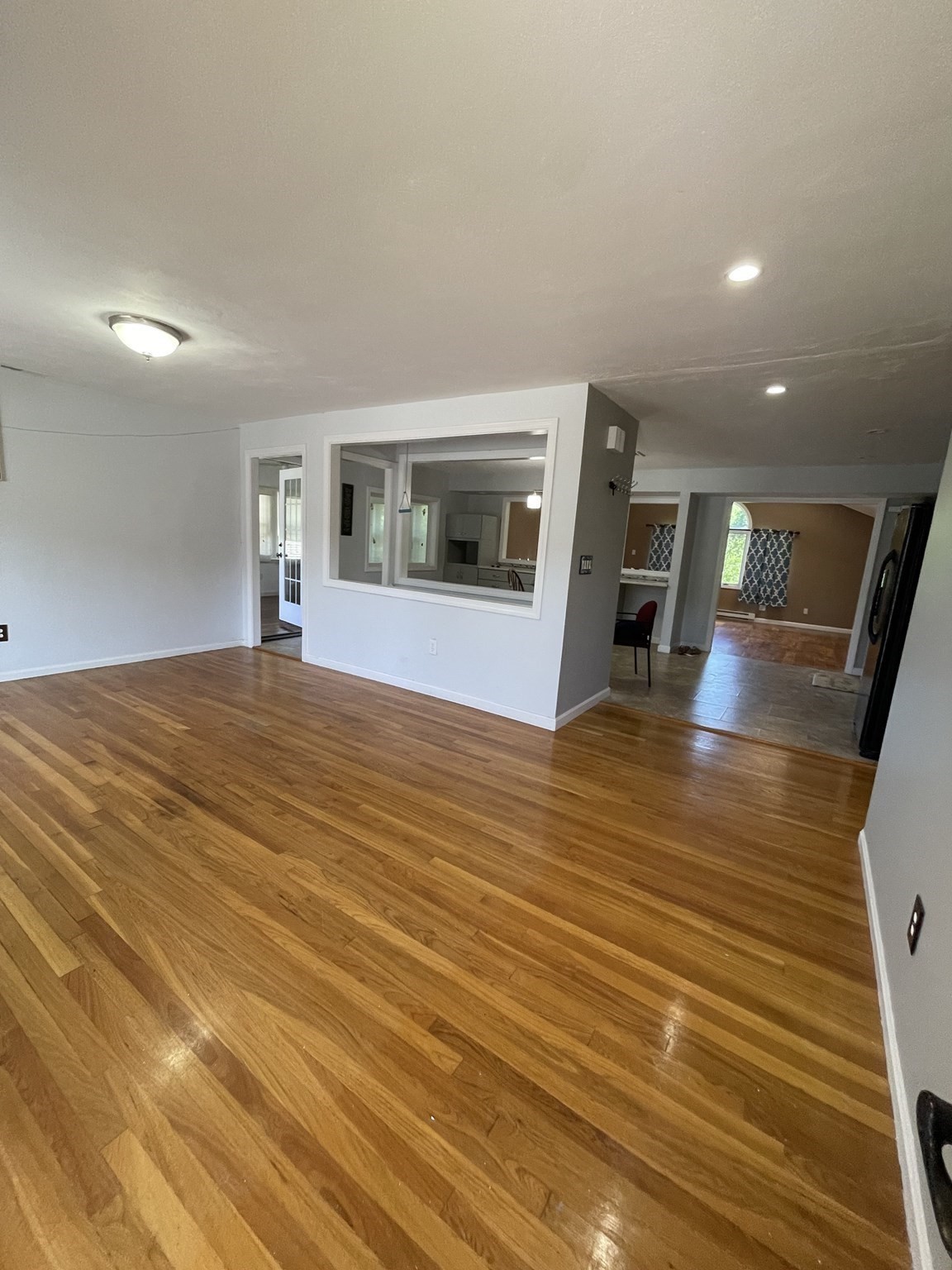 55 Barbara Ave Property Photo 5