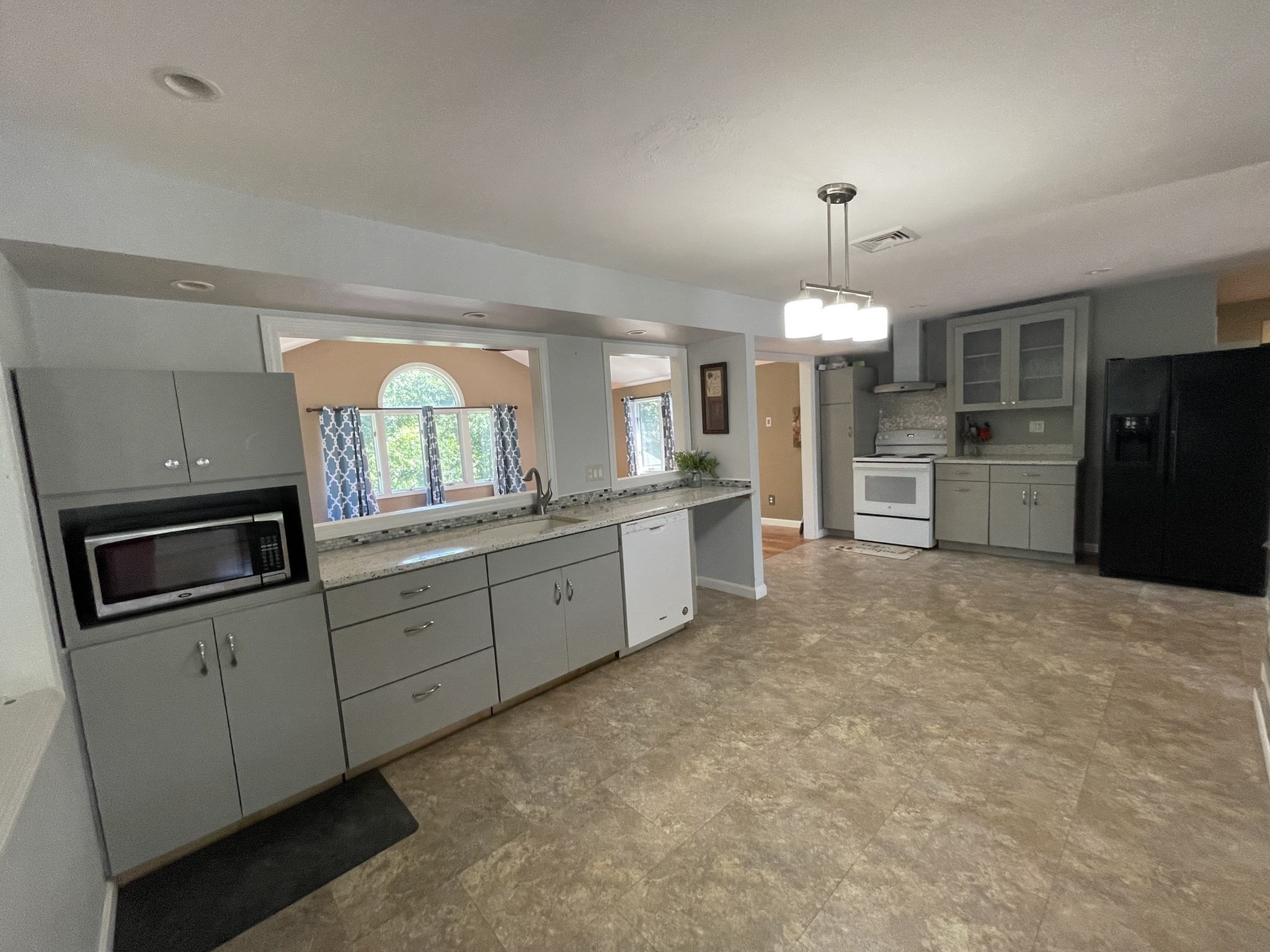 55 Barbara Ave Property Photo 11