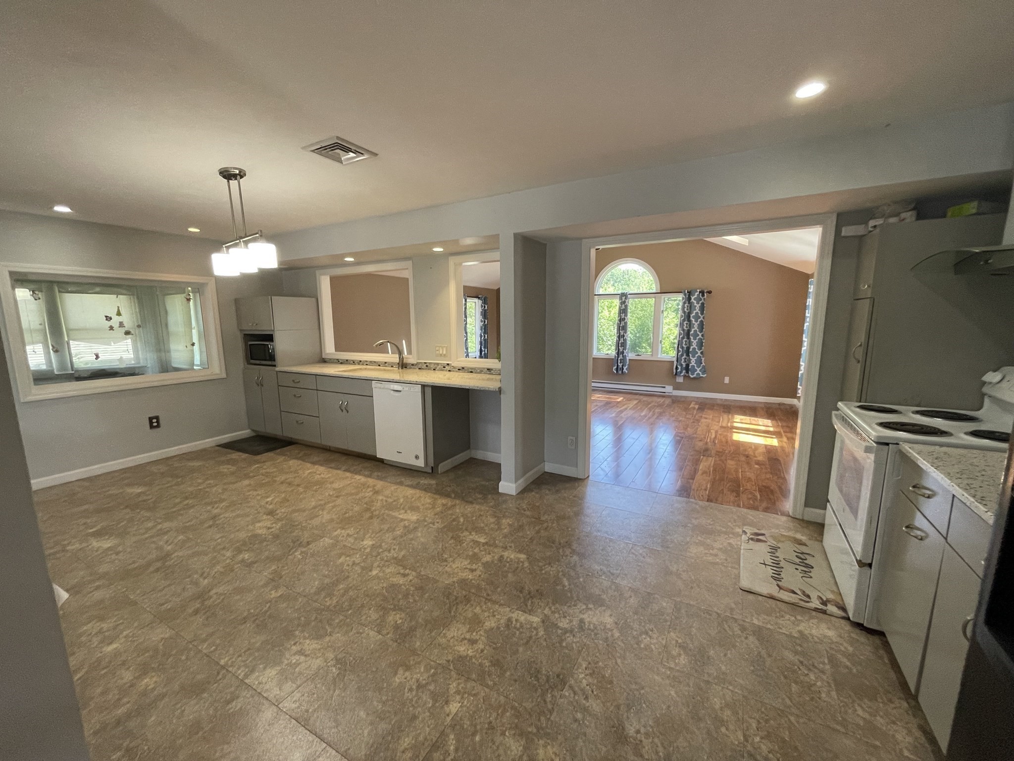 55 Barbara Ave Property Photo 13