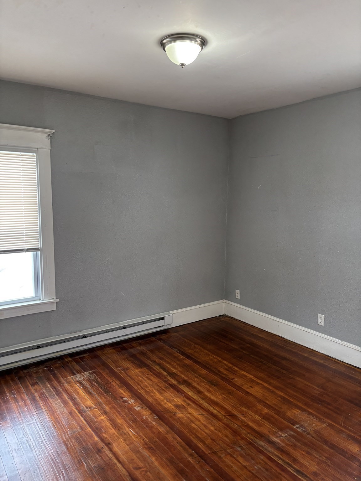 32 Nassau St Property Photo 11
