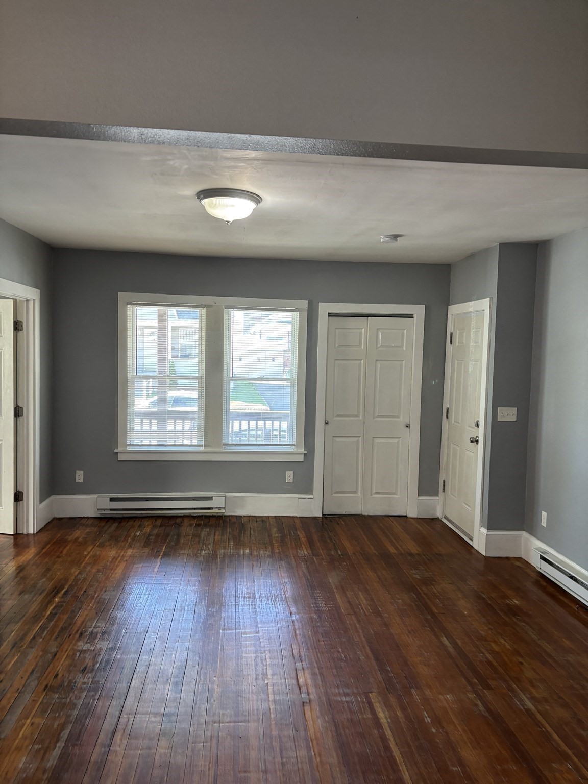 32 Nassau St Property Photo 15