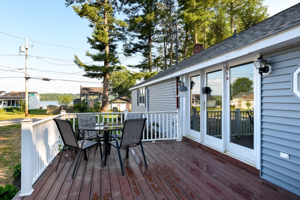 1 Pine Lane Property Photo 2