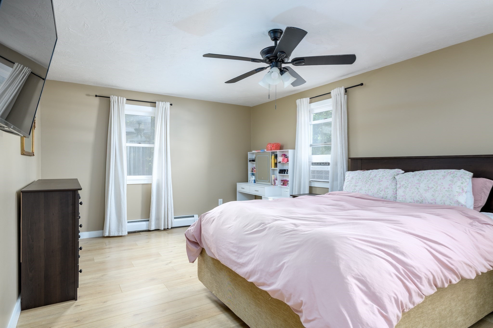 1 Pine Lane Property Photo 16