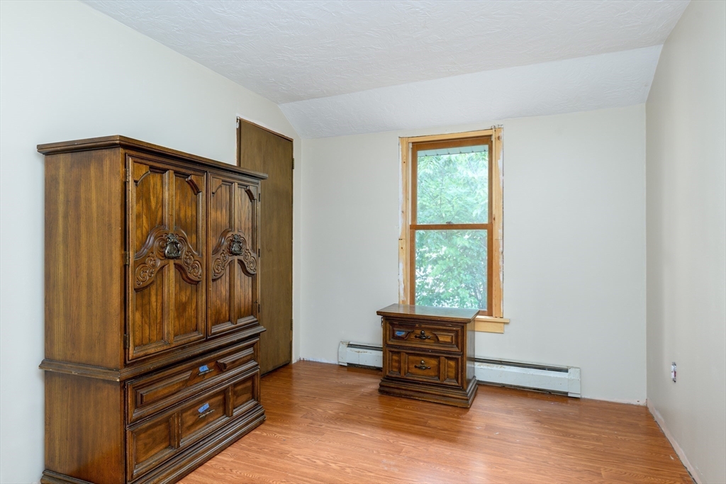 1 Pine Lane Property Photo 18
