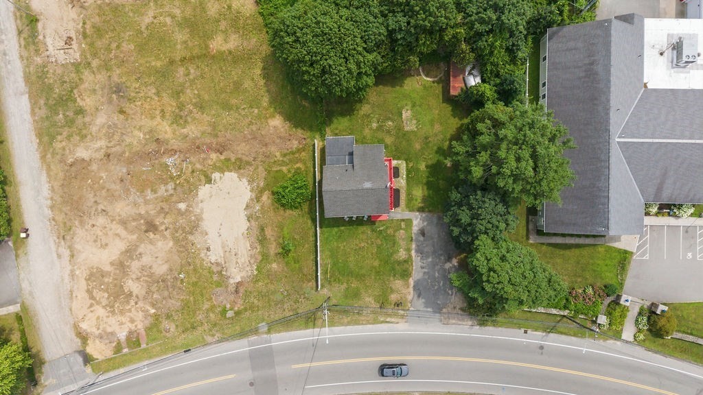 66 Middle Rd Property Photo 41