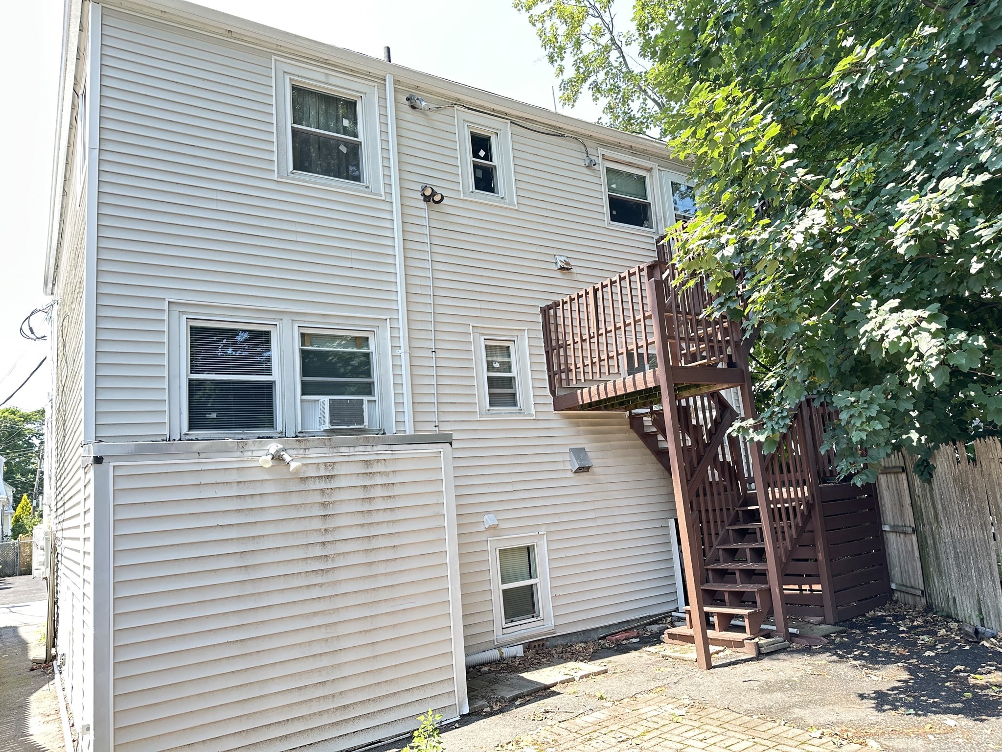 33 Curry Cir. # A Property Photo 2