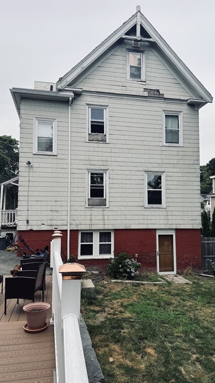 1138 Adams St Property Photo 13