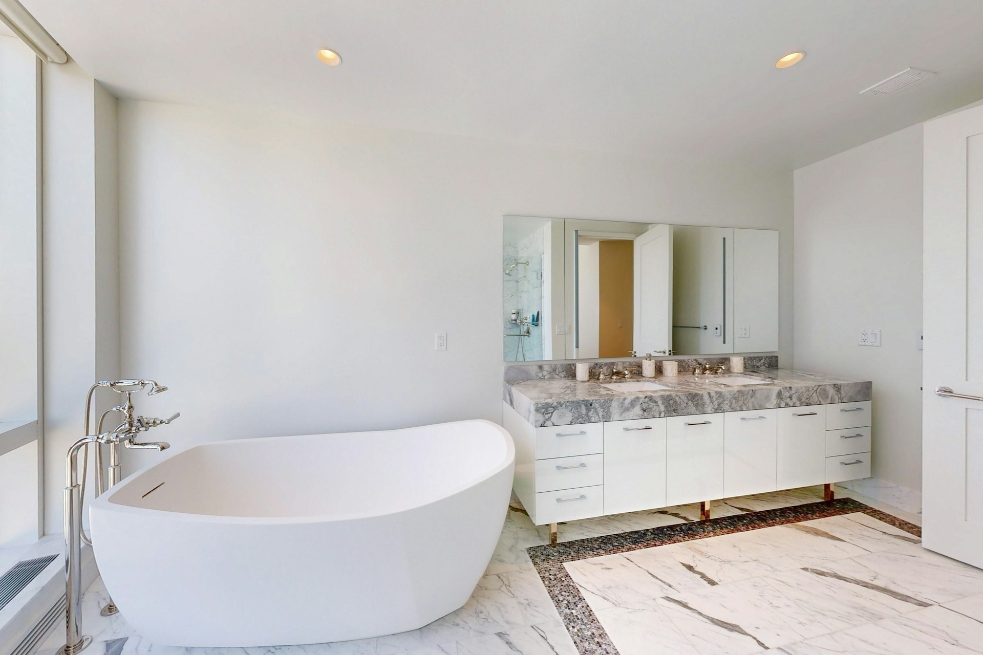 240 Devonshire St # U3912 Property Photo 21