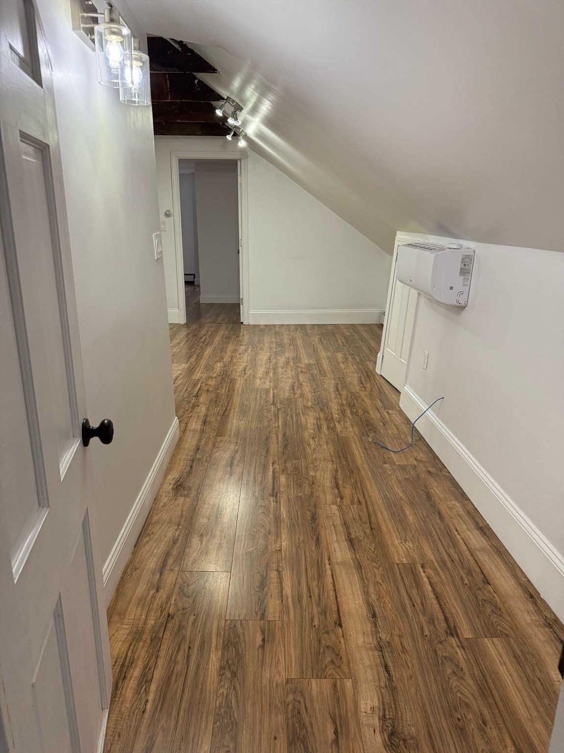 11 Barton St Property Photo 34