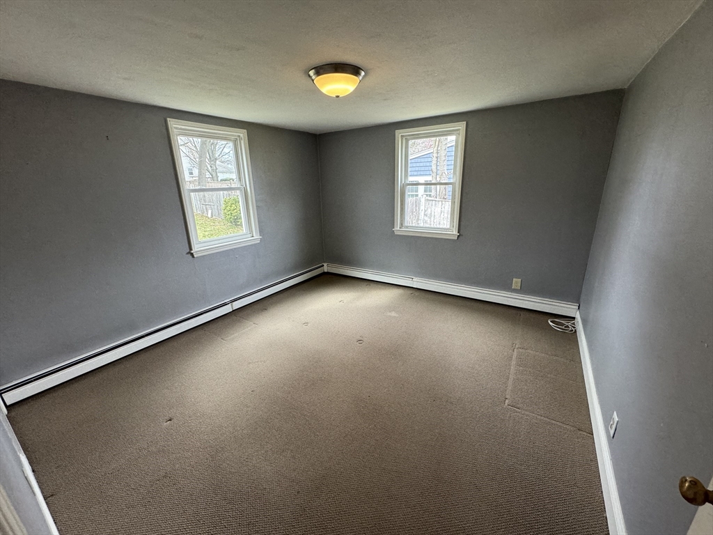 78 French Ave Property Photo 11