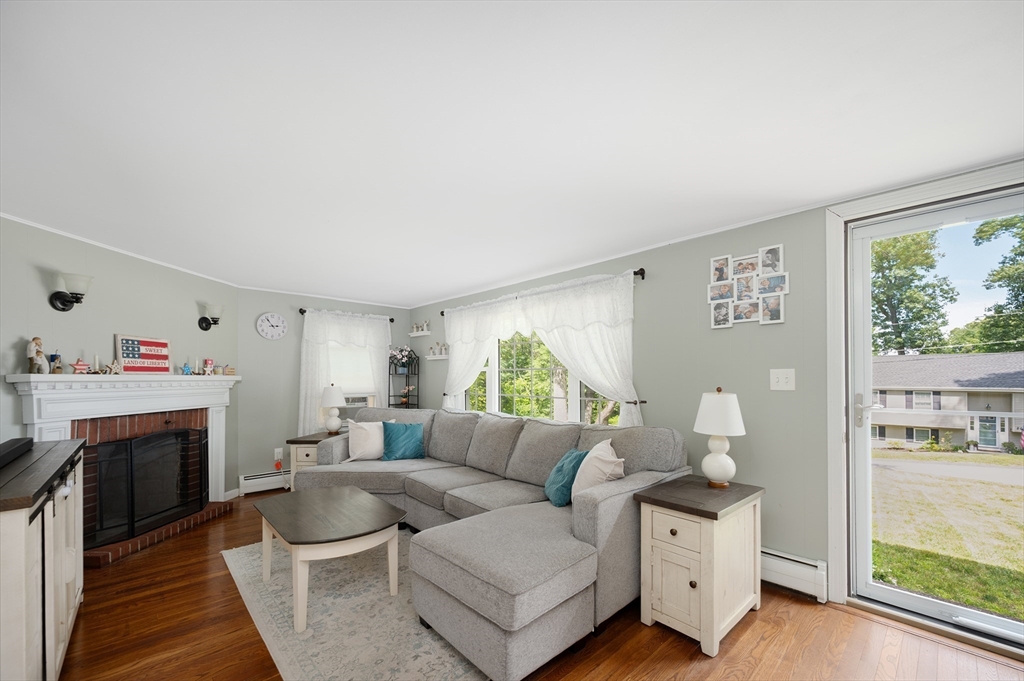 22 Clyde St Property Photo 4