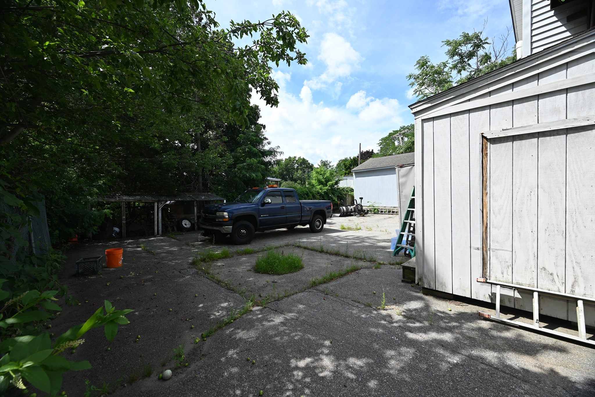 39 Wilbur St Property Photo 5