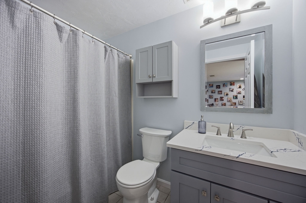 77 Willow Pond Dr # 77 Property Photo 25