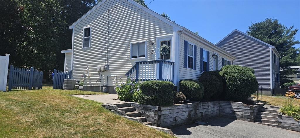7 Tynan Ave Property Photo 4