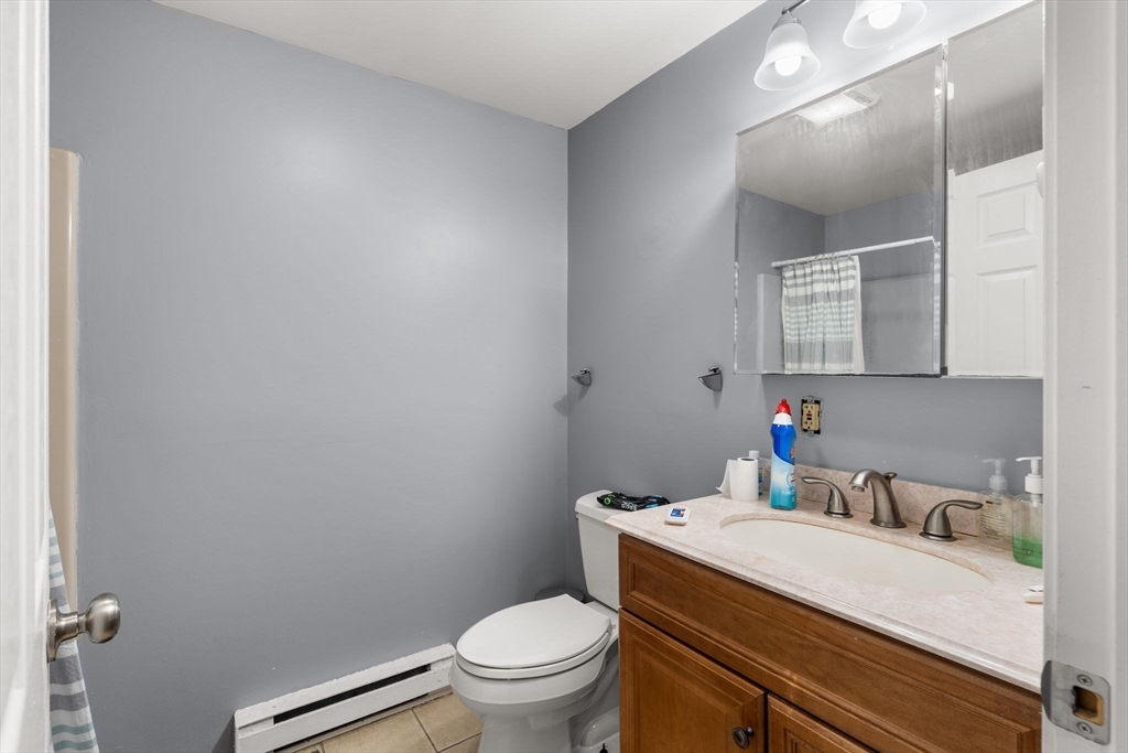 81 Wayland St Property Photo 18